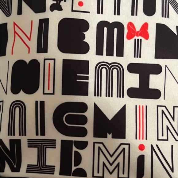 Bioworld Disney Minnie Mouse Black and Red Small Mini Messenger Bag Purse NWT - Picture 13 of 14